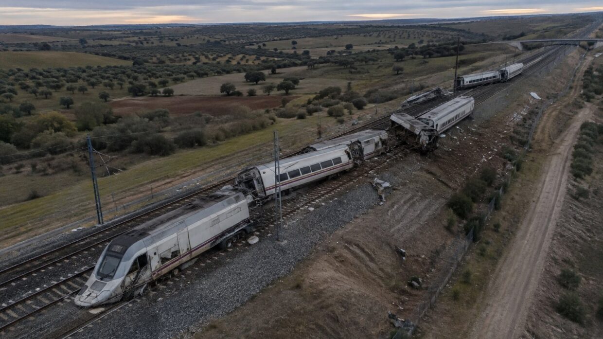 At least 30 dead in high-speed train collision in central Spain